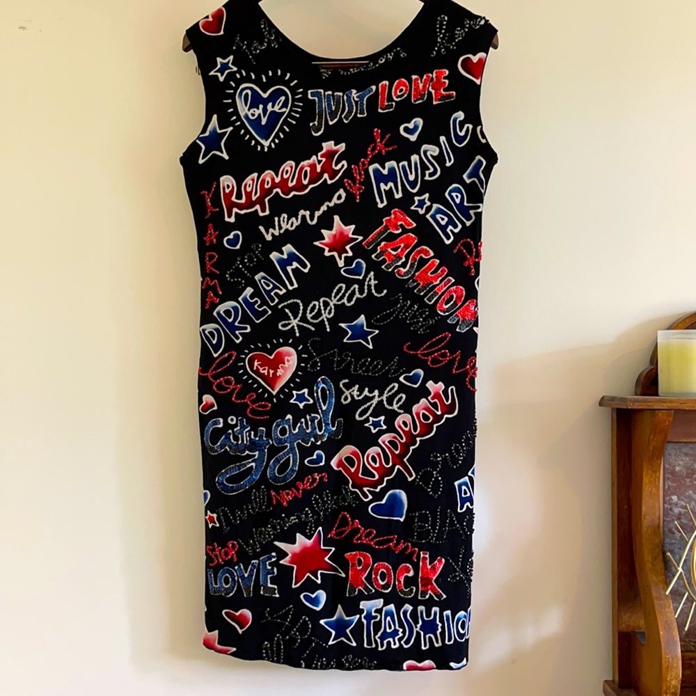 ROCK N’ KARMA NWT Scribble Stretchy Tshirt Dress Sequin and Bead Embellishment